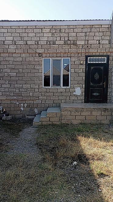 1 otaqli ev: 9 otaqlı Suraxanı rayonu qum adasi 4 sot torpaq sahesinde 3 eded 3 — 9