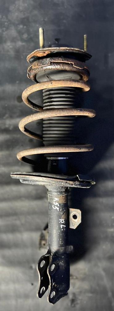 2014: Передний амортизатор Toyota 2014 г., Б/у, Оригинал, Япония — 1