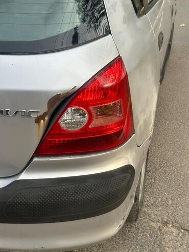 Honda: Honda Civic: 2003 г., 1.5 л, Автомат, Бензин, Хэтчбэк — 9