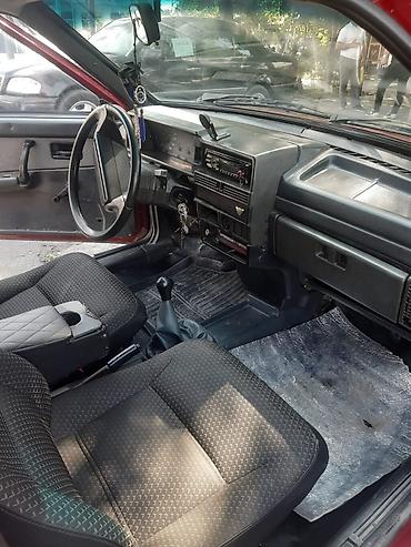 VAZ (LADA): Model: Lada Samara (VAZ 2109), qırmızı rəng Ban növü: Hetçbek, 5 qapı — 9