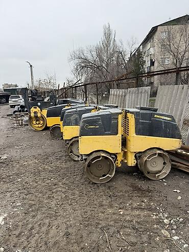 Катки каток трамбовка 1.8 т АРЕНДА Траншейные вибрационные вальцы at lalafo.kg Катки каток трамбовка 1.8 т АРЕНДА Траншейные вибрационные вальцы