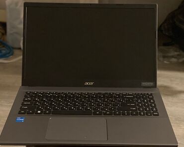 notebook ucuz qiymete: Yeni Acer Aspire, 15.6 ", Intel Core i3, 256 GB, Ünvandan götürmə
