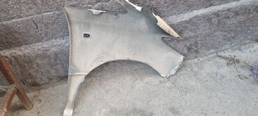 Крылья и комплектующие: Крыло Переднее левое Toyota — 8