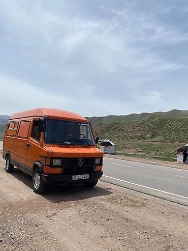 полу присеп: Mercedes-Benz T1: 1985 г., 2.9 л, Механика, Дизель, Фургон — 3