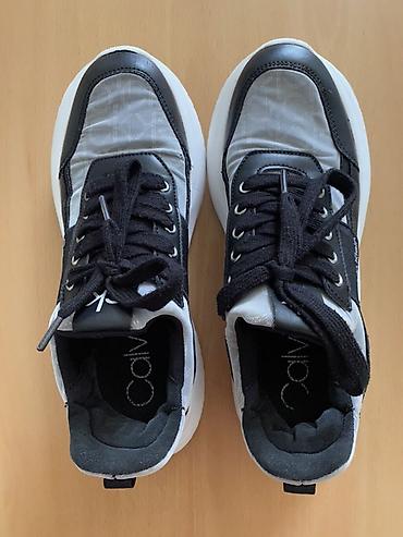 calvin: Tam orjinal Calvin Klein kişi/kadın krasofkasi. Yaxsi veziyyetde — 5