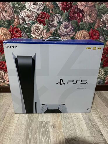 PS5 (Sony PlayStation 5): Продаю PlayStation 5 3 равизия Япония Память 825гб Состояние