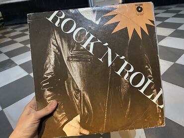 Vinil vallar: Plastinkalar satılır,çeşid çoxdur.Gəncə şəhərindədir — 2