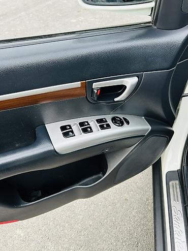 Hyundai: Hyundai Santa Fe: 2 l | 2008 il Krossover — 7