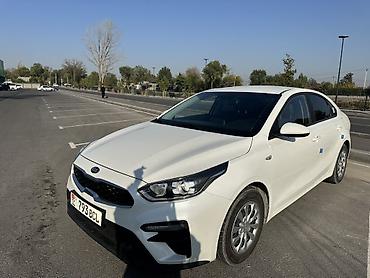 Kia K3: 2021 г., 1.6 л, Автомат, Бензин, Седан