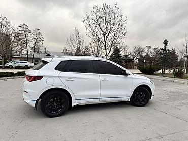 BYD: BYD E2: 2020 г., Автомат, Электромобиль, Хэтчбэк — 4