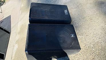 səs yazan yüklə: Electro‑Voice (EV) passiv səsgücləndirici akustika – 2 ədəd
Monitor — 3