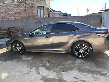 Продажа авто: Toyota Camry: 2019 г., 2.5 л, Автомат, Бензин, Седан — 2
