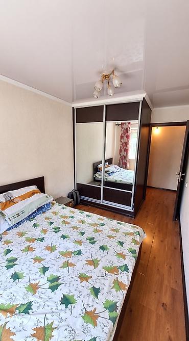 Батирлер: 2 бөлмө, 43 м², 6-мкр 104-серия, 3 кабат, Косметикалык оңдоо — 8