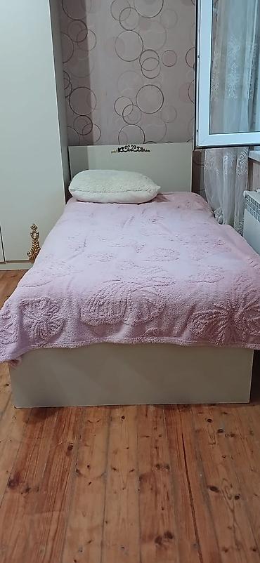 Yataq otağı dəstləri: Yataq otağı mebel dəsti Tərkibi: - 4 qapılı qarderob: ortada iki — 4