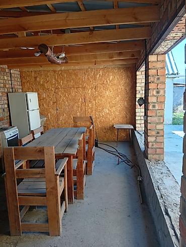 Продажа коттеджей и домов: Продаётся трёхкомнатный дом на участке 4 сотки Основные — 4