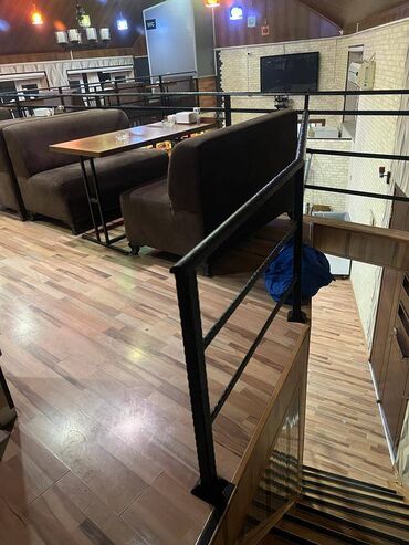 Restoran, kafelər: Bayılda, Bayraq meydanı yaxınlığında bütün avadanlıq ve infrastrukturu — 2