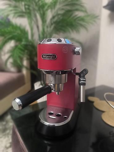 coffe aparati: Qəhvə maşını Delonghi, Yarımavtomat, Kapuçinator ilə, İşlənmiş — 1