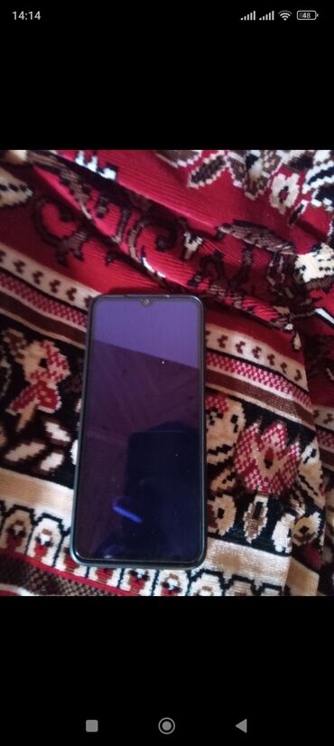 Öz telefonum du pakofqasın özüm açmışam problemsiz telefondu real