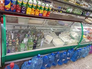setqa vitirin: Məhsul: Market üçün soyuducu vitrin (şüşəli) Təsvir: - Ön və üst — 1
