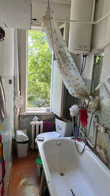 в центре: 3 комнаты, 59 м², 2 этаж, Косметический ремонт — 6