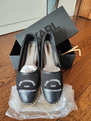 crna cipkasta haljina i cipele: Espadrile, Karl Lagerfeld, 39