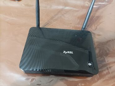 Modemlər və şəbəkə avadanlıqları: Zyxel keenetic 2 modem, router. İşlək