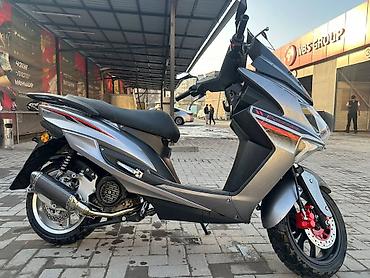 Скутеры: Тип скутера 150 куб. см, Бензин, Б/у — 1