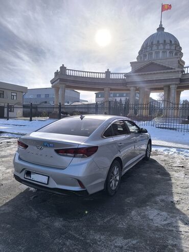 Hyundai: Hyundai Sonata: 2018 г., 2 л, Типтроник, Газ, Седан