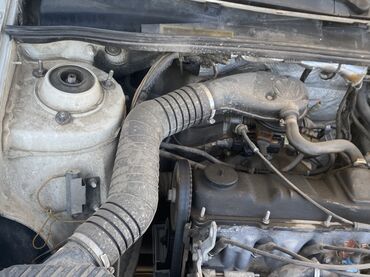 Volkswagen: Volkswagen Passat: 1989 г., 1.8 л, Механика, Бензиновая, Универсал — 7