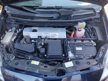 Toyota: Toyota Prius: 1.8 l | 2015 il — 2