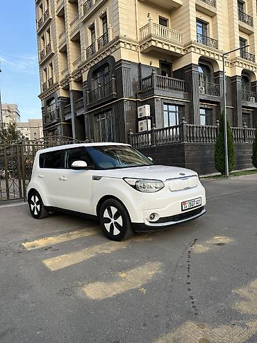тойота приус с: Kia Soul EV: 2018 г., Электромобиль, Кроссовер — 2