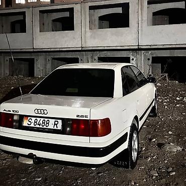 jac js6: Audi 100: 1992 г., 2 л, Механика, Бензин, Седан — 6
