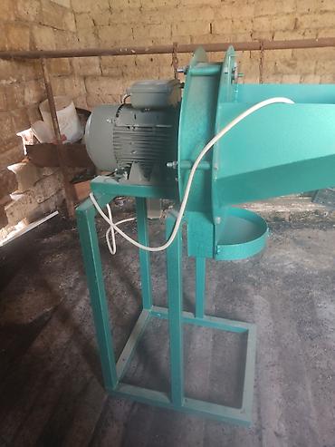 Kənd təssərüfatı avadanlığı: Məhsul: Elektriklə işləyən yem doğrama/çəkicli üyüdücü aparat 4 kv — 2