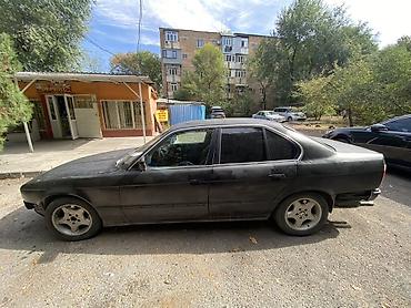 обшивка е34: BMW 5 series: 1992 г., Механика, Седан — 4