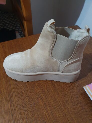 puma čizme: Ugg boots, color - Beige, 39