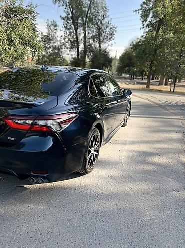 rolls royce phantom: Toyota Camry: 2020 г., 2.5 л, Автомат, Бензин, Седан — 5