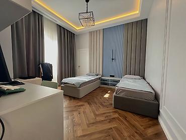 дом недвижимость: 6 комнат, 240 м², 8 соток, Бишкек, Агентство недвижимости — 10