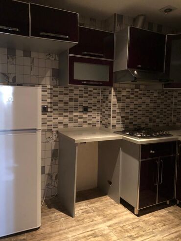 Uzunmüddətli kirayə mənzillər: Xirdalan olip binalarinin yani 3 otag 85kv evin herbir seraiti var qaz -da lalafo.az — 8 Uzunmüddətli kirayə mənzillər: Xirdalan olip binalarinin yani 3 otag 85kv evin herbir seraiti var qaz — 8