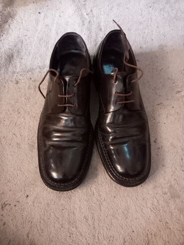 бежевые туфли: Продаю мужские обувь 43_44 размера состояние из 10на 9 почти нового