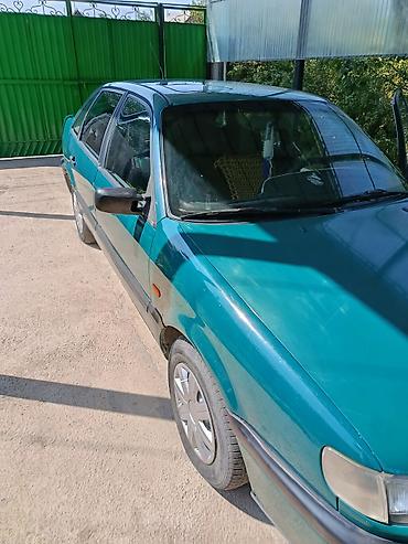 сокулук кун туу: Volkswagen Passat: 1994 г., 1.8 л, Кол менен иштөөчү, Бензин, Седан — 1