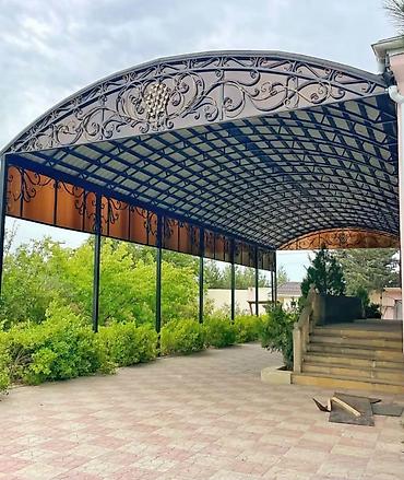Zövqlü dizayna malik metal naves/küləkdən və yağışdan qoruyan örtük lalafo.az -da Zövqlü dizayna malik metal naves/küləkdən və yağışdan qoruyan örtük
