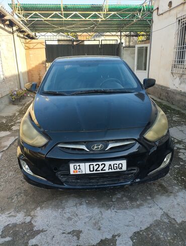 Hyundai: Hyundai Solaris: 2012 г., 1.6 л, Автомат, Бензин, Седан