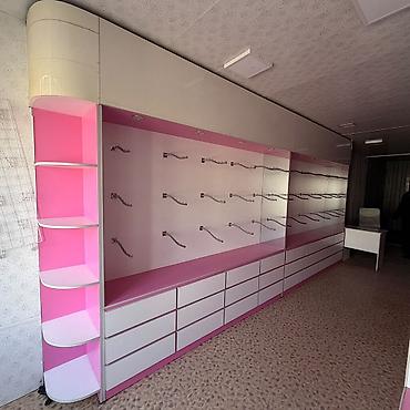 o store: Витрина Для одежды, С подсветкой, 250 см * 540480 см * 50 см, Б/у — 8