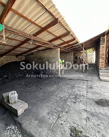 Продажа коттеджей и домов: 🏠Продаётся дом с бизнесом в с. Сокулук 🟡Комнаты: 5 🟡Участок: 13 соток — 4