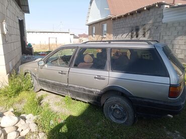 моей доплатой: Volkswagen Passat: 1990 г., 1.8 л, Механика, Бензин, Универсал