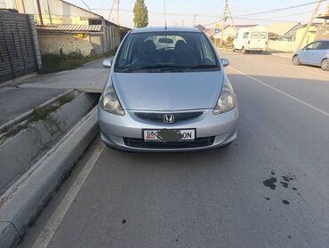 машина ист: Honda Fit: 2003 г., 1.3 л, Вариатор, Бензин, Хэтчбэк