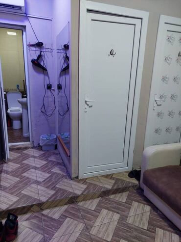 Digər kommersiya daşınmaz əmlakı: 28 may metrosunun yaxınlığında 365kv m sahəsi olan idman zalı obyekt — 5