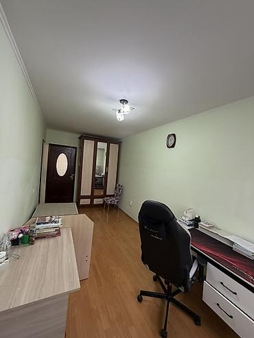 Продажа квартир: 3 комнаты, 60 м², 8 мкр 104 серия, 3 этаж — 9