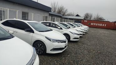 гаражная распродажа: Toyota Corolla: 2019 г., 1.8 л, Вариатор, Гибрид, Седан