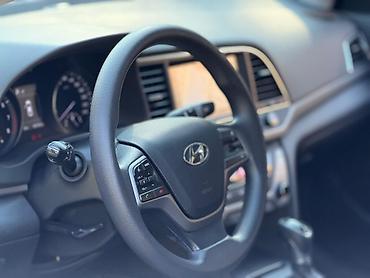 фольксваген тигуан л с: Hyundai Elantra: 1.6 л | 2018 г. Седан — 7